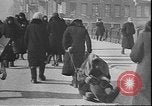 Immagine di La gente di lotta di Leningrado sotto assedio tedesco seconda guerra mondiale Leningrado Russia Unione Sovietica, 1943, secondo 56 filmato di repertorio 65675058275