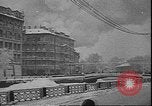 Immagine di Civili Russi soffrono di assedio di Leningrado seconda guerra mondiale Leningrado Russia Unione Sovietica, 1943, secondo 6 filmato di repertorio 65675058276