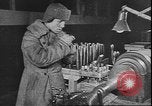Immagine di Civili Russi soffrono di assedio di Leningrado seconda guerra mondiale Leningrado Russia Unione Sovietica, 1943, secondo 8 filmato di repertorio 65675058276