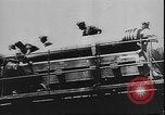 Immagine di Civili Russi soffrono di assedio di Leningrado seconda guerra mondiale Leningrado Russia Unione Sovietica, 1943, secondo 14 filmato di repertorio 65675058276