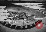 Immagine di Civili Russi soffrono di assedio di Leningrado seconda guerra mondiale Leningrado Russia Unione Sovietica, 1943, secondo 21 filmato di repertorio 65675058276