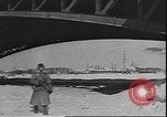 Standbild Lieferung russischen Konvoi über Ladoga See während der Belagerung von Leningrad Leningrad Russland Sowjetunion, 1943, aus Sekunde 8 historischem Filmmaterial Videoclip 65675058277