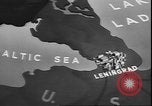 Standbild Lieferung russischen Konvoi über Ladoga See während der Belagerung von Leningrad Leningrad Russland Sowjetunion, 1943, aus Sekunde 12 historischem Filmmaterial Videoclip 65675058277