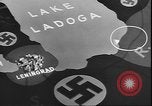 Standbild Lieferung russischen Konvoi über Ladoga See während der Belagerung von Leningrad Leningrad Russland Sowjetunion, 1943, aus Sekunde 34 historischem Filmmaterial Videoclip 65675058277