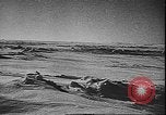 Standbild Lieferung russischen Konvoi über Ladoga See während der Belagerung von Leningrad Leningrad Russland Sowjetunion, 1943, aus Sekunde 42 historischem Filmmaterial Videoclip 65675058277