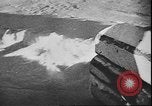 Standbild Lieferung russischen Konvoi über Ladoga See während der Belagerung von Leningrad Leningrad Russland Sowjetunion, 1943, aus Sekunde 46 historischem Filmmaterial Videoclip 65675058277