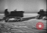 Standbild Lieferung russischen Konvoi über Ladoga See während der Belagerung von Leningrad Leningrad Russland Sowjetunion, 1943, aus Sekunde 50 historischem Filmmaterial Videoclip 65675058277