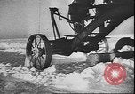 Standbild Lieferung russischen Konvoi über Ladoga See während der Belagerung von Leningrad Leningrad Russland Sowjetunion, 1943, aus Sekunde 62 historischem Filmmaterial Videoclip 65675058277