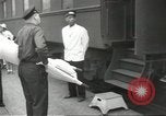 Standbild Japaner New York City USA, 1943, aus Sekunde 56 historischem Filmmaterial Videoclip 65675058282
