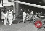 Standbild Japanische Staatsbürger und Issei mit Familien die nach Japan zurückgeführt werden Jersey City New Jersey USA, 1943, aus Sekunde 1 historischem Filmmaterial Videoclip 65675058283