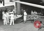 Standbild Japanische Staatsbürger und Issei mit Familien die nach Japan zurückgeführt werden Jersey City New Jersey USA, 1943, aus Sekunde 5 historischem Filmmaterial Videoclip 65675058283