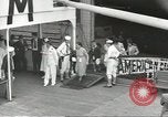 Standbild Japanische Staatsbürger und Issei mit Familien die nach Japan zurückgeführt werden Jersey City New Jersey USA, 1943, aus Sekunde 12 historischem Filmmaterial Videoclip 65675058283