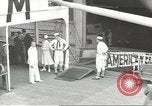 Standbild Japanische Staatsbürger und Issei mit Familien die nach Japan zurückgeführt werden Jersey City New Jersey USA, 1943, aus Sekunde 23 historischem Filmmaterial Videoclip 65675058283