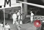 Standbild Japanische Staatsbürger und Issei mit Familien die nach Japan zurückgeführt werden Jersey City New Jersey USA, 1943, aus Sekunde 29 historischem Filmmaterial Videoclip 65675058283