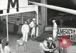 Standbild Japanische Staatsbürger und Issei mit Familien die nach Japan zurückgeführt werden Jersey City New Jersey USA, 1943, aus Sekunde 31 historischem Filmmaterial Videoclip 65675058283