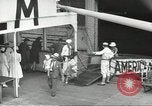 Standbild Japanische Staatsbürger und Issei mit Familien die nach Japan zurückgeführt werden Jersey City New Jersey USA, 1943, aus Sekunde 53 historischem Filmmaterial Videoclip 65675058283