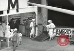 Standbild Japanische Staatsbürger und Issei mit Familien die nach Japan zurückgeführt werden Jersey City New Jersey USA, 1943, aus Sekunde 54 historischem Filmmaterial Videoclip 65675058283