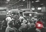 Standbild Japanische Geschäftsleute und Beamte sind die ersten die an Bord der MS Gripsholm für die Rückführung nach Japan Jersey City New Jersey USA, 1943, aus Sekunde 5 historischem Filmmaterial Videoclip 65675058284