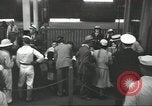 Standbild Japanische Geschäftsleute und Beamte sind die ersten die an Bord der MS Gripsholm für die Rückführung nach Japan Jersey City New Jersey USA, 1943, aus Sekunde 12 historischem Filmmaterial Videoclip 65675058284