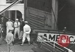 Standbild Japanische Geschäftsleute und Beamte sind die ersten die an Bord der MS Gripsholm für die Rückführung nach Japan Jersey City New Jersey USA, 1943, aus Sekunde 33 historischem Filmmaterial Videoclip 65675058284