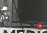 Standbild Japanische Geschäftsleute und Beamte sind die ersten die an Bord der MS Gripsholm für die Rückführung nach Japan Jersey City New Jersey USA, 1943, aus Sekunde 60 historischem Filmmaterial Videoclip 65675058284