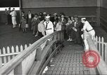 Standbild Das schwedische Schiff M S Gripsholm das Personen nach Japan zurückführt New York United States USA, 1943, aus Sekunde 15 historischem Filmmaterial Videoclip 65675058286