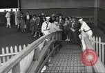 Standbild Das schwedische Schiff M S Gripsholm das Personen nach Japan zurückführt New York United States USA, 1943, aus Sekunde 17 historischem Filmmaterial Videoclip 65675058286