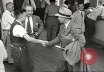 Standbild Das schwedische Schiff M S Gripsholm das Personen nach Japan zurückführt New York United States USA, 1943, aus Sekunde 54 historischem Filmmaterial Videoclip 65675058286