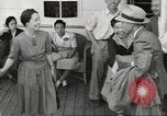Standbild Das schwedische Schiff M S Gripsholm das Personen nach Japan zurückführt New York United States USA, 1943, aus Sekunde 60 historischem Filmmaterial Videoclip 65675058286
