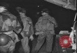 Standbild belgische Soldaten Leopoldville Republik Kongo, 1964, aus Sekunde 56 historischem Filmmaterial Videoclip 65675058314