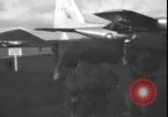 Standbild belgische Soldaten Leopoldville Republik Kongo, 1964, aus Sekunde 30 historischem Filmmaterial Videoclip 65675058315