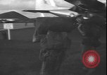 Standbild belgische Soldaten Leopoldville Republik Kongo, 1964, aus Sekunde 31 historischem Filmmaterial Videoclip 65675058315