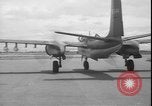 Standbild B 26 K cachita Leopoldville Republik Kongo, 1964, aus Sekunde 36 historischem Filmmaterial Videoclip 65675058316