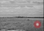 Standbild B 26 K cachita Leopoldville Republik Kongo, 1964, aus Sekunde 58 historischem Filmmaterial Videoclip 65675058316