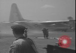 Standbild US Air Force C-130 Flugzeugen Kamina Republik Kongo, 1964, aus Sekunde 4 historischem Filmmaterial Videoclip 65675058318