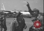 Standbild US Air Force C-130 Flugzeugen Kamina Republik Kongo, 1964, aus Sekunde 17 historischem Filmmaterial Videoclip 65675058318