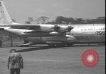 Standbild US Air Force C-130 Flugzeugen Kamina Republik Kongo, 1964, aus Sekunde 52 historischem Filmmaterial Videoclip 65675058318