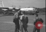 Standbild US Air Force C-130 Flugzeugen Kamina Republik Kongo, 1964, aus Sekunde 54 historischem Filmmaterial Videoclip 65675058318