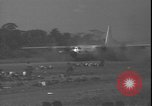 Standbild Flüchtlinge Paulis Republik Kongo, 1964, aus Sekunde 13 historischem Filmmaterial Videoclip 65675058320