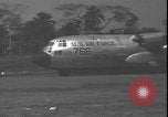 Standbild Flüchtlinge Paulis Republik Kongo, 1964, aus Sekunde 23 historischem Filmmaterial Videoclip 65675058320