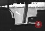 Standbild Flüchtlinge Leopoldville Republik Kongo, 1964, aus Sekunde 27 historischem Filmmaterial Videoclip 65675058321