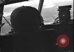 Standbild belgischen Truppen an Bord der US Air Force C-130 Flugzeugen Stanleyville Kongo, 1964, aus Sekunde 48 historischem Filmmaterial Videoclip 65675058322