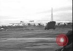 Standbild verletzte Flüchtlinge Leopoldville Republik Kongo, 1964, aus Sekunde 12 historischem Filmmaterial Videoclip 65675058326