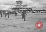 Standbild verletzte Flüchtlinge Leopoldville Republik Kongo, 1964, aus Sekunde 31 historischem Filmmaterial Videoclip 65675058326