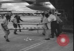 Standbild verletzte Flüchtlinge Leopoldville Republik Kongo, 1964, aus Sekunde 43 historischem Filmmaterial Videoclip 65675058326