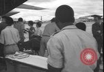 Standbild verletzte Flüchtlinge Leopoldville Republik Kongo, 1964, aus Sekunde 53 historischem Filmmaterial Videoclip 65675058326