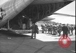 Image troupes belges l'île de l'Ascension, 1964, de la seconde 10 séquences d'archives historiques vidéo 65675058329