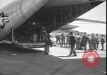 Image troupes belges l'île de l'Ascension, 1964, de la seconde 12 séquences d'archives historiques vidéo 65675058329