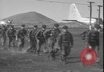 Standbild belgischen Truppen Ascension Island, 1964, aus Sekunde 20 historischem Filmmaterial Videoclip 65675058330
