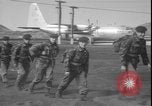 Standbild belgischen Truppen Ascension Island, 1964, aus Sekunde 22 historischem Filmmaterial Videoclip 65675058330